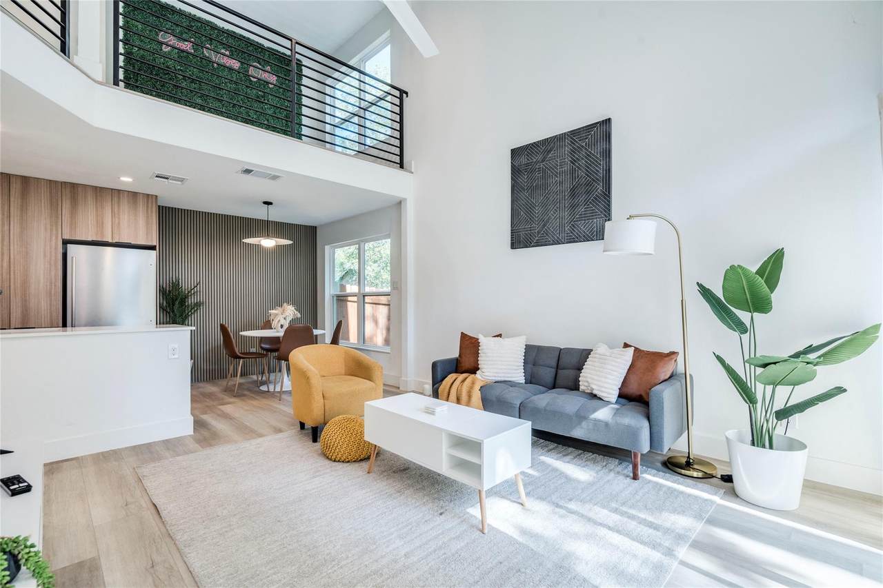 1902 Albury Cv - Photo 1