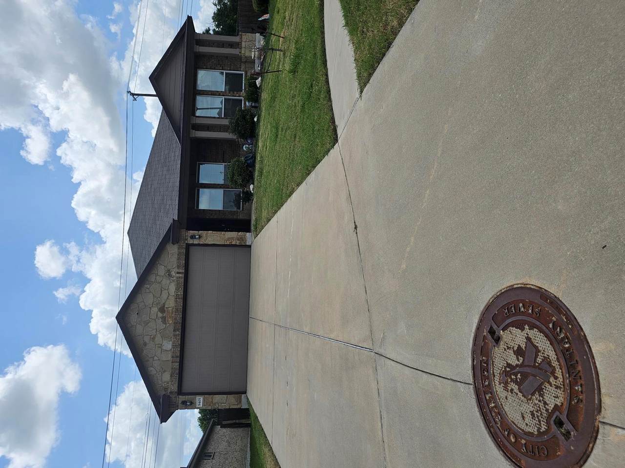 9405 Glynhill Ct - Photo 1