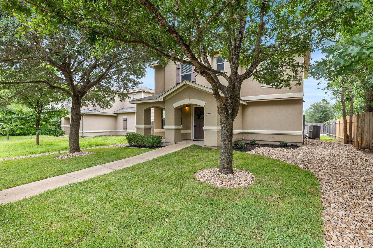 5705 Viewpoint Dr - Photo 1