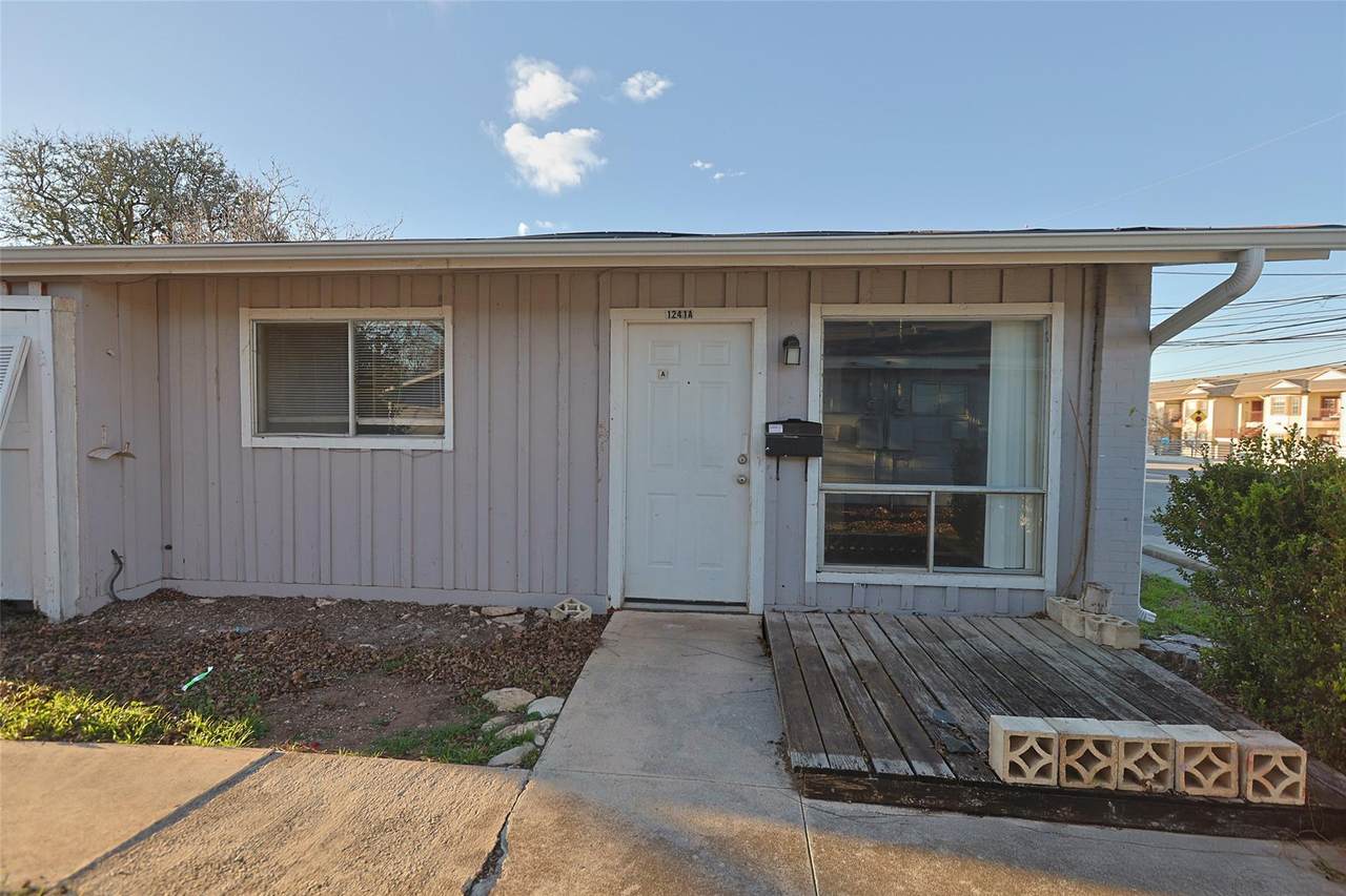 1245 Lbj Dr - Photo 1