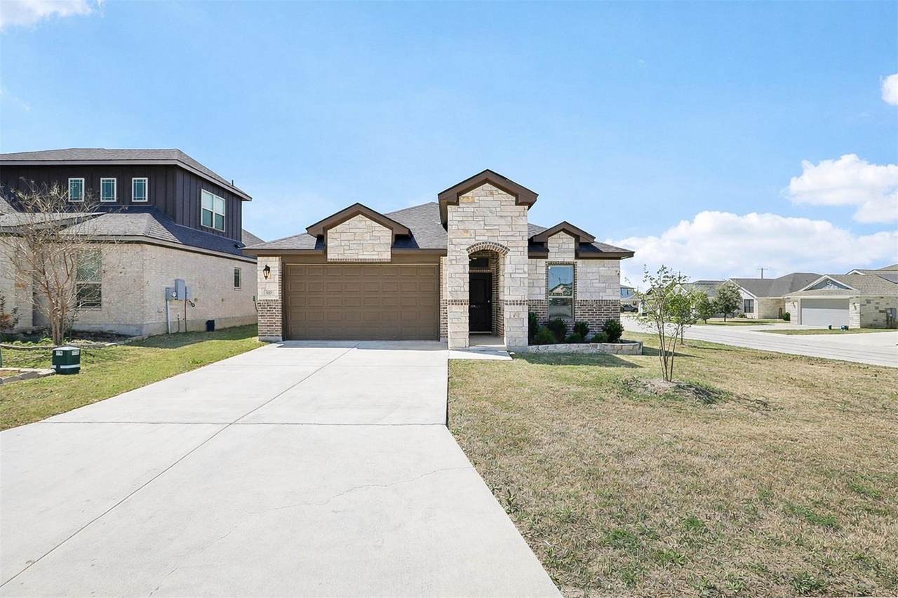 500 Seabiscuit Dr - Photo 1