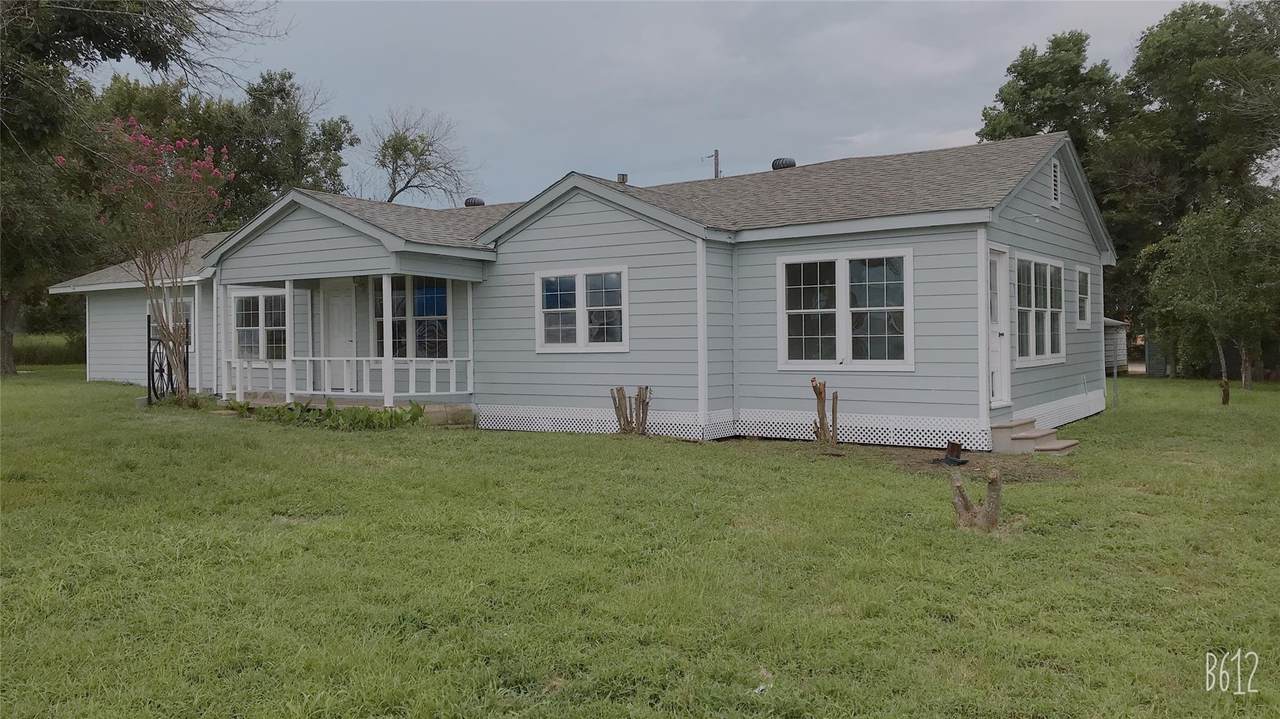 112 Eloise St - Photo 1