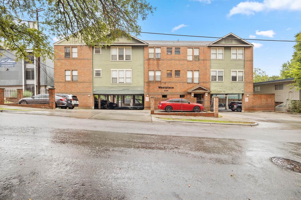 2706 Salado St - Photo 1