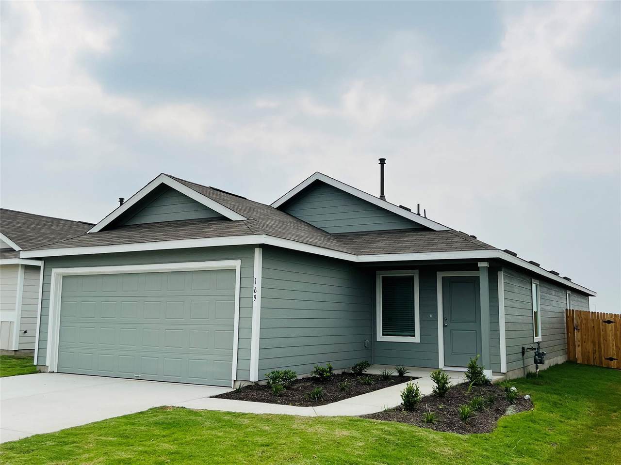 169 Agate Cliff Dr - Photo 1