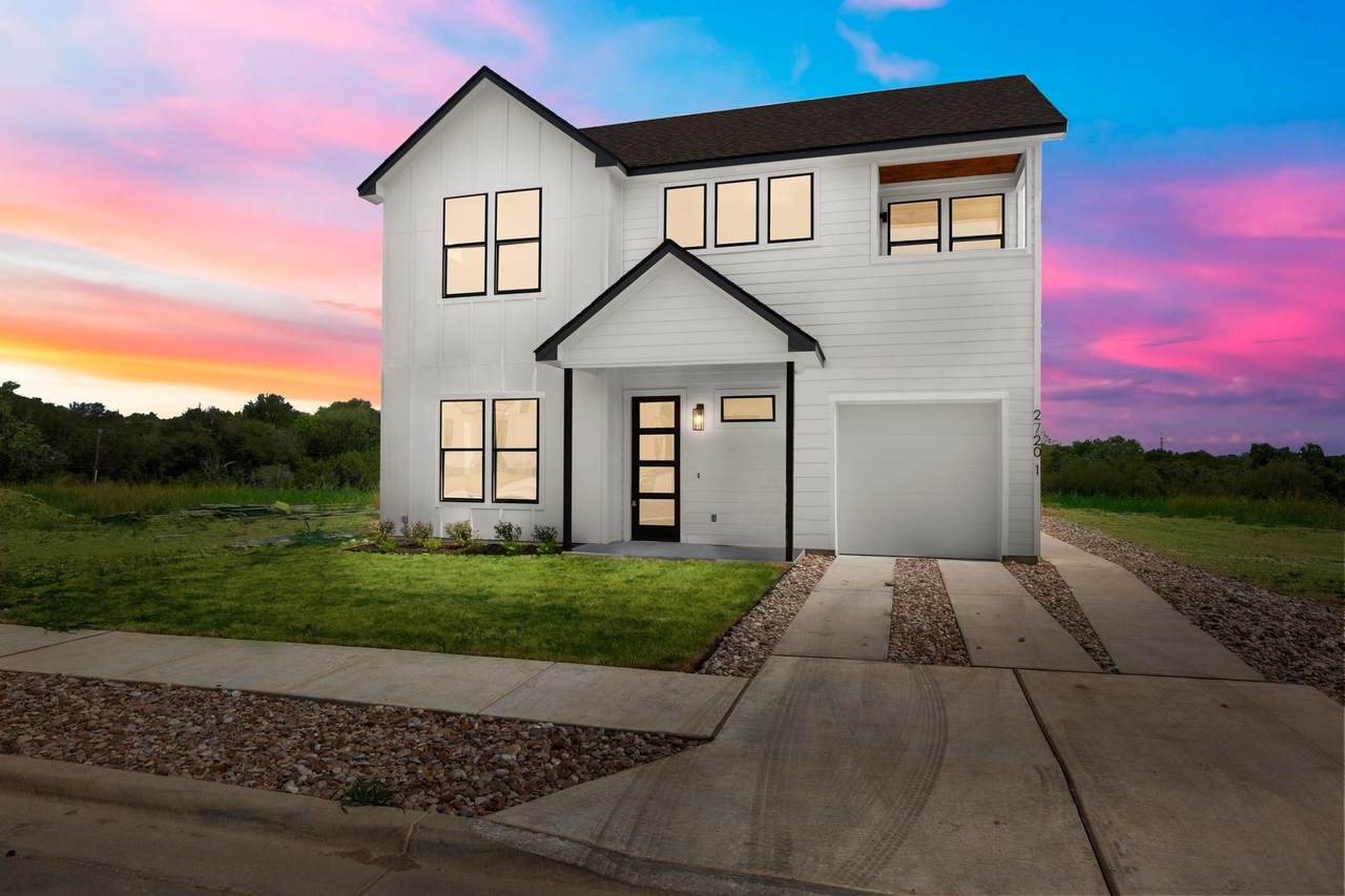 2720 Bristol Dr - Photo 1