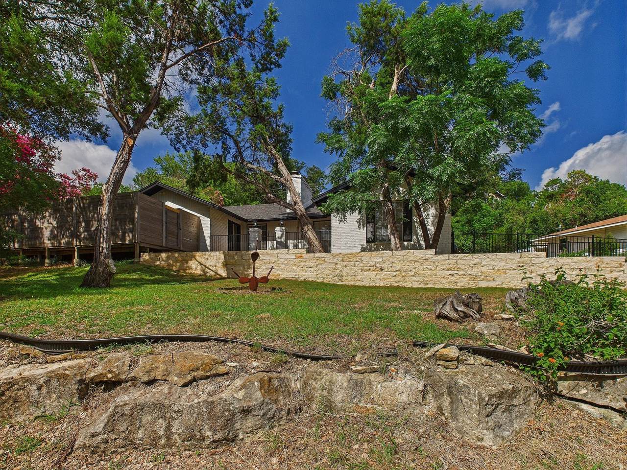 6108 Shadow Valley Dr - Photo 1