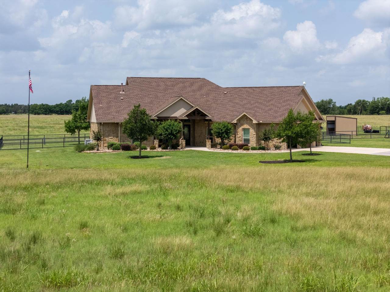2650 County Road 450 - Photo 1