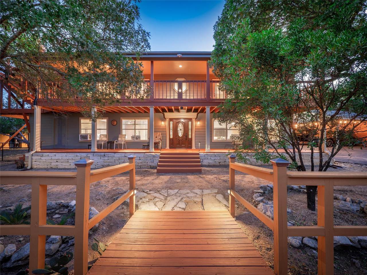 2706 Tradewind Dr - Photo 1