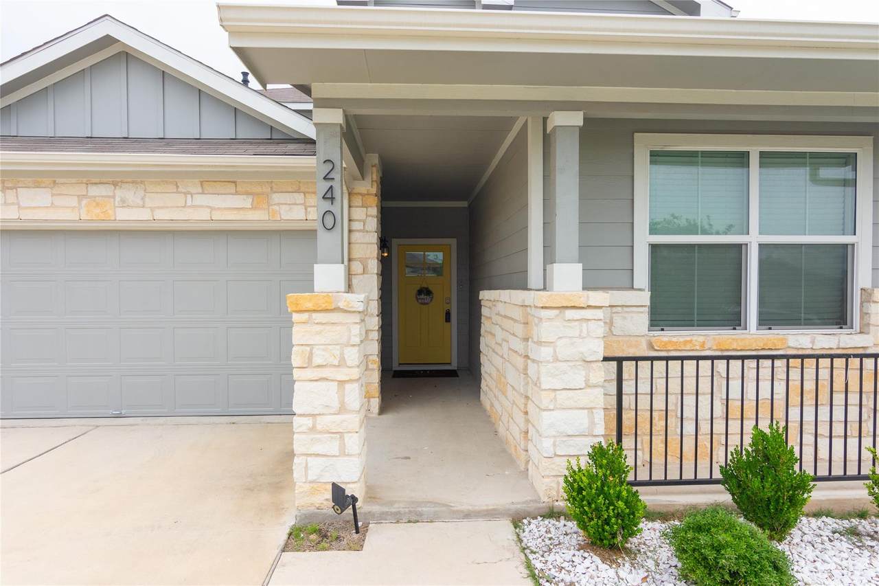 240 Possum Kingdom Dr - Photo 1