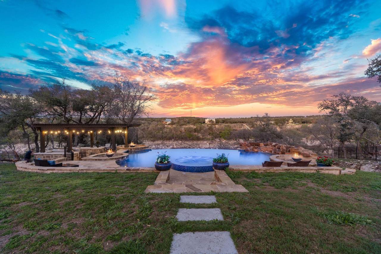 https://bt-photos.global.ssl.fastly.net/austin/1280_boomver_1_7341253-2.jpg