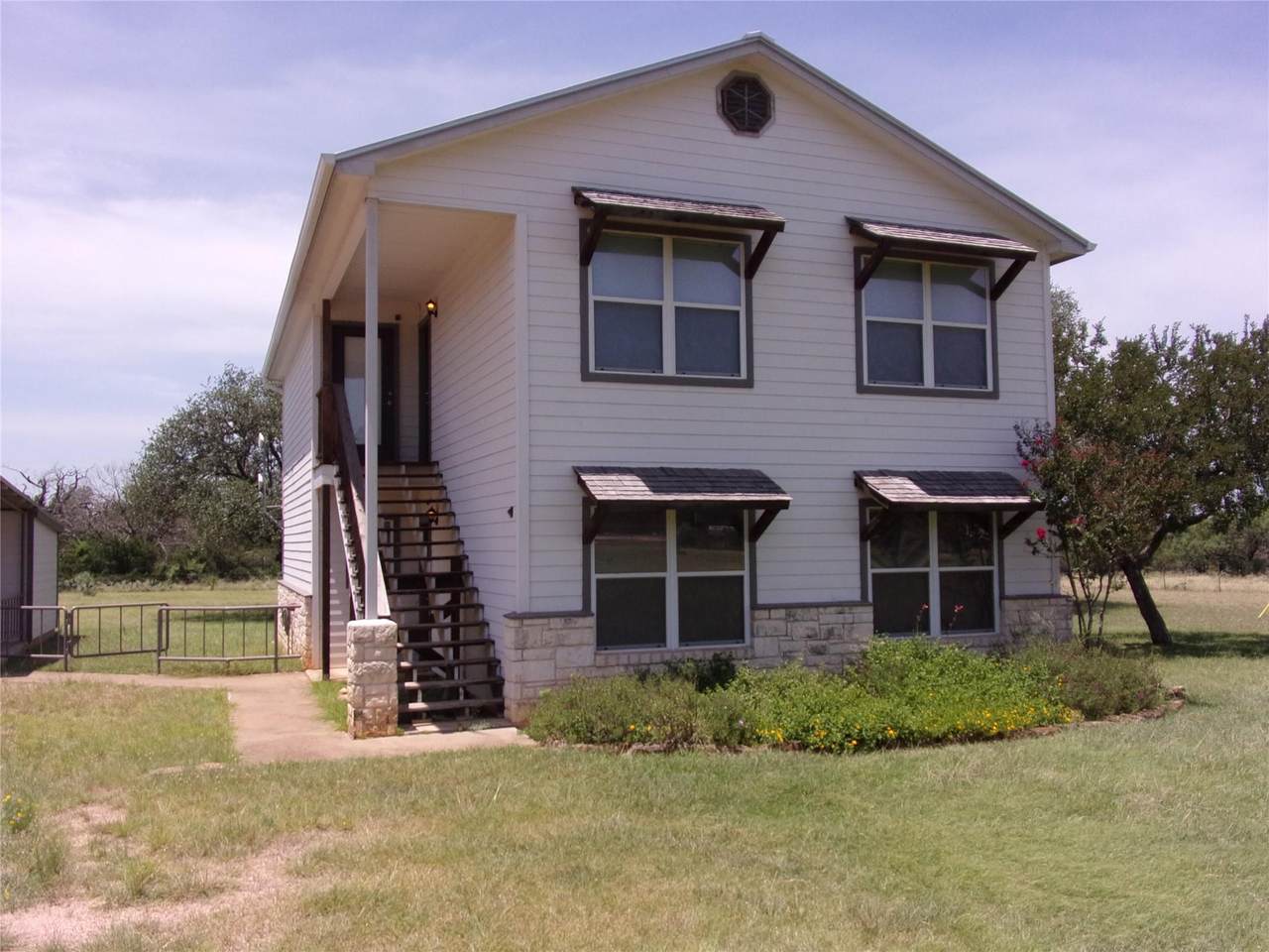 https://bt-photos.global.ssl.fastly.net/austin/1280_boomver_1_7352963-2.jpg