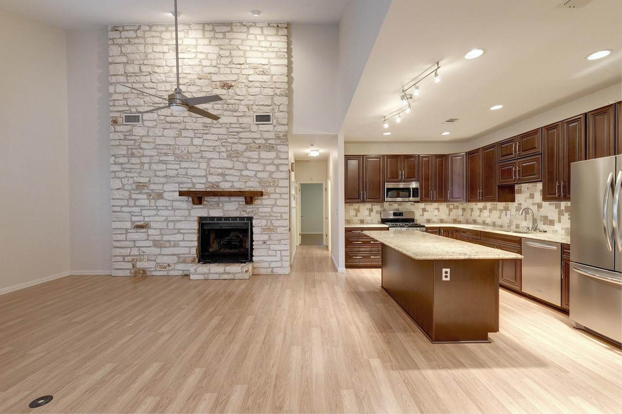 8518 Fathom Cir - Photo 1
