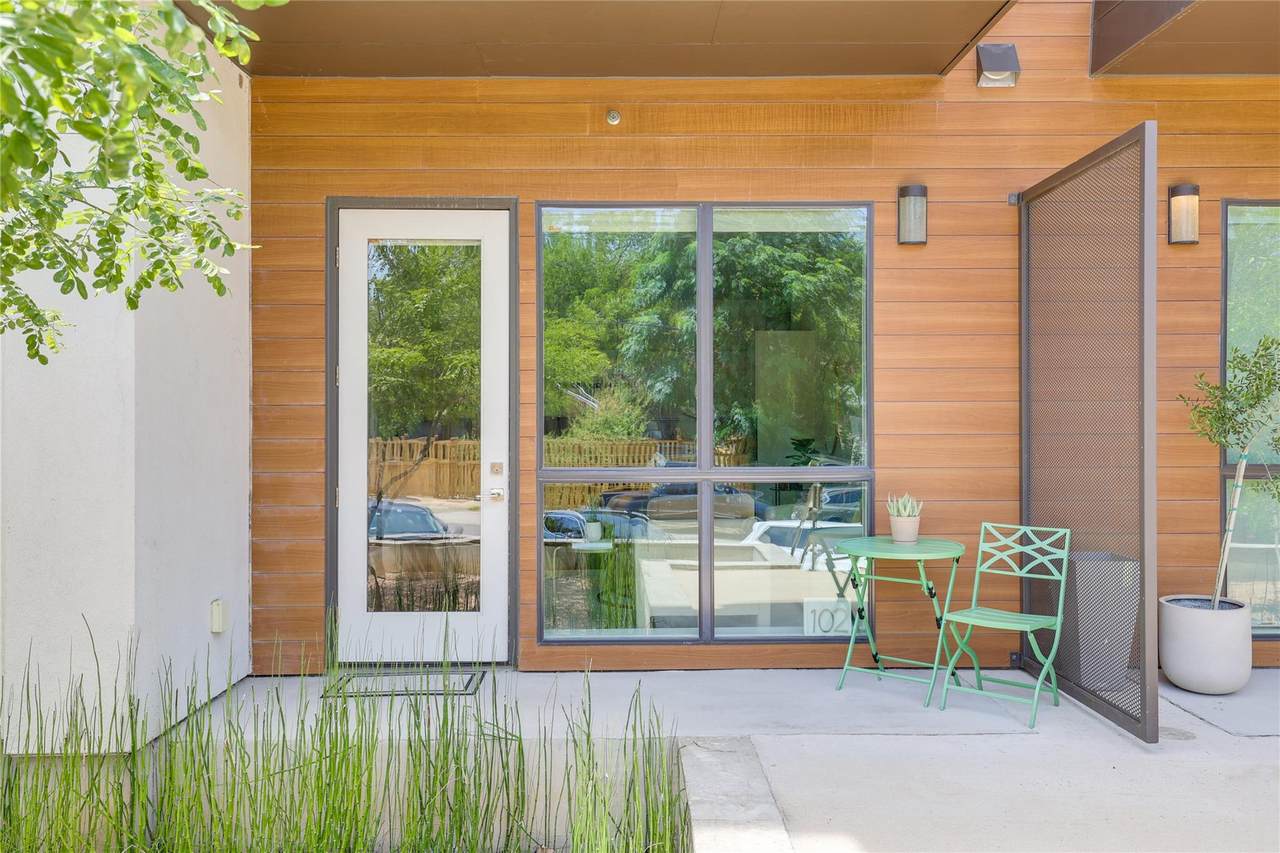 207 Johanna St - Photo 1