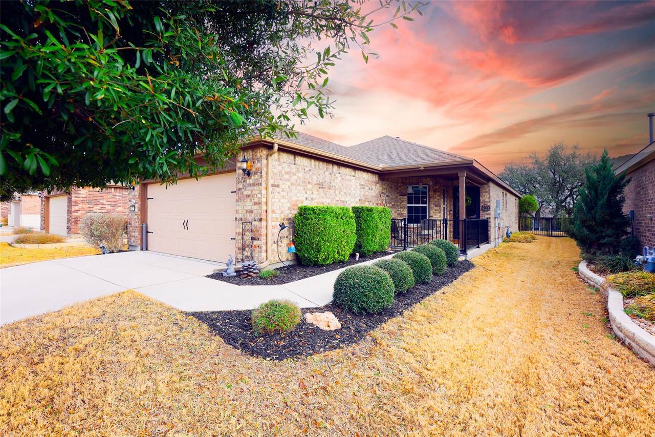 437 Holiday Creek Lane Ln - Photo 1
