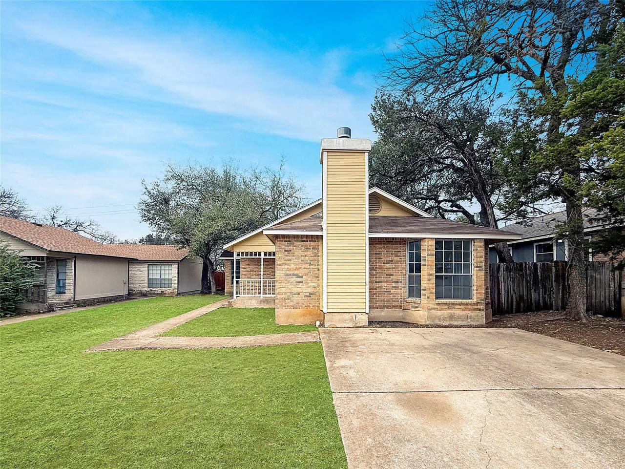 9622 Sugar Hill Dr - Photo 1