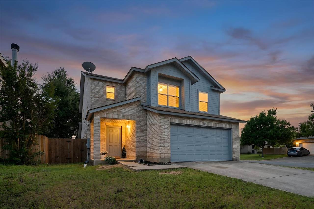 2600 Andres Way - Photo 1