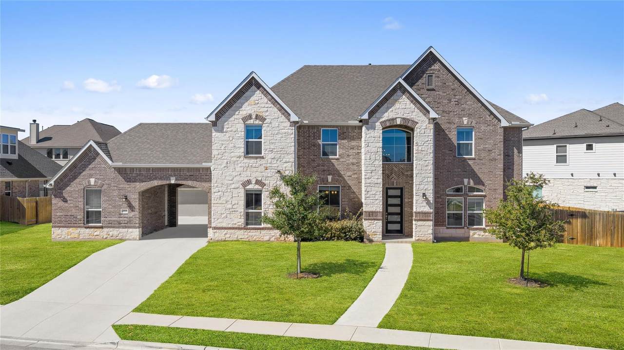 20808 Pinewalk Dr - Photo 1