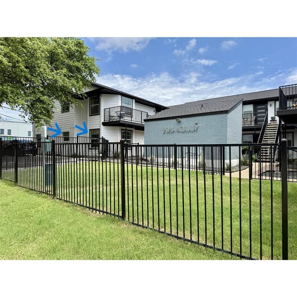 700 Nelray Blvd - Photo 1