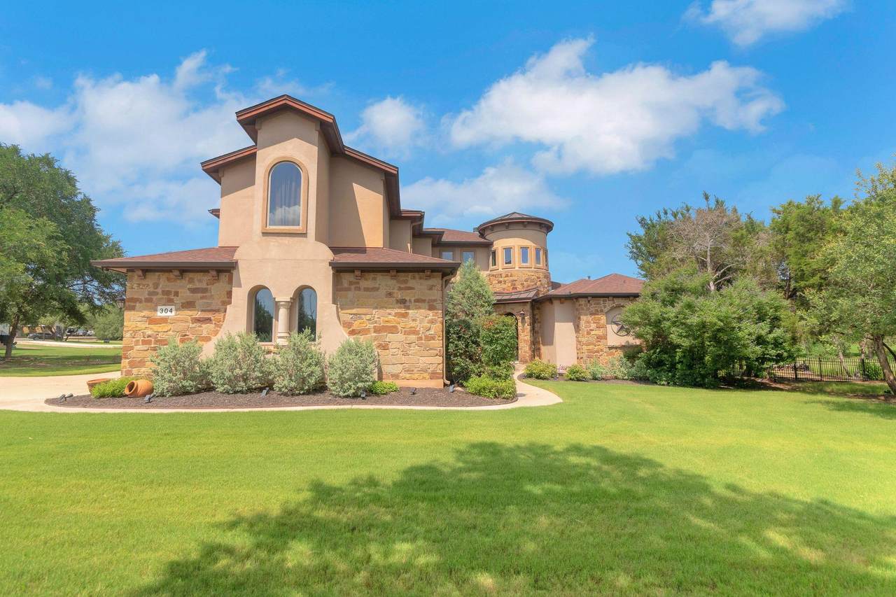 304 Pheasant Meadow Mdw - Photo 1