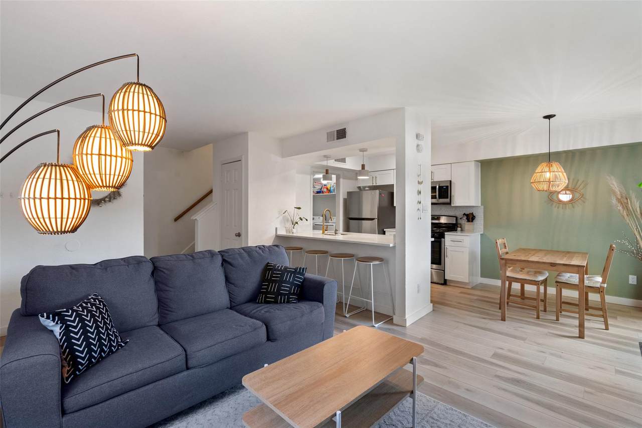 1307 Southport Dr - Photo 1