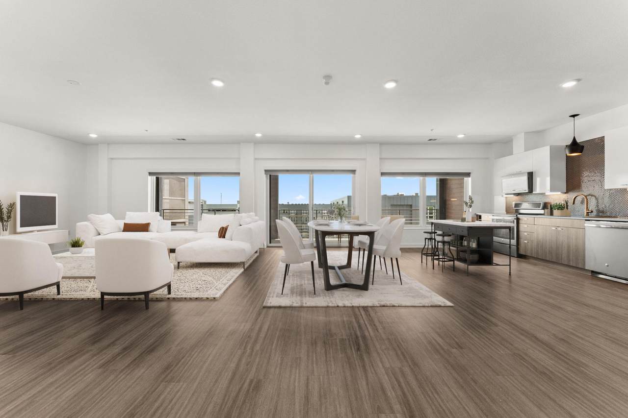 4361 Congress Ave - Photo 1