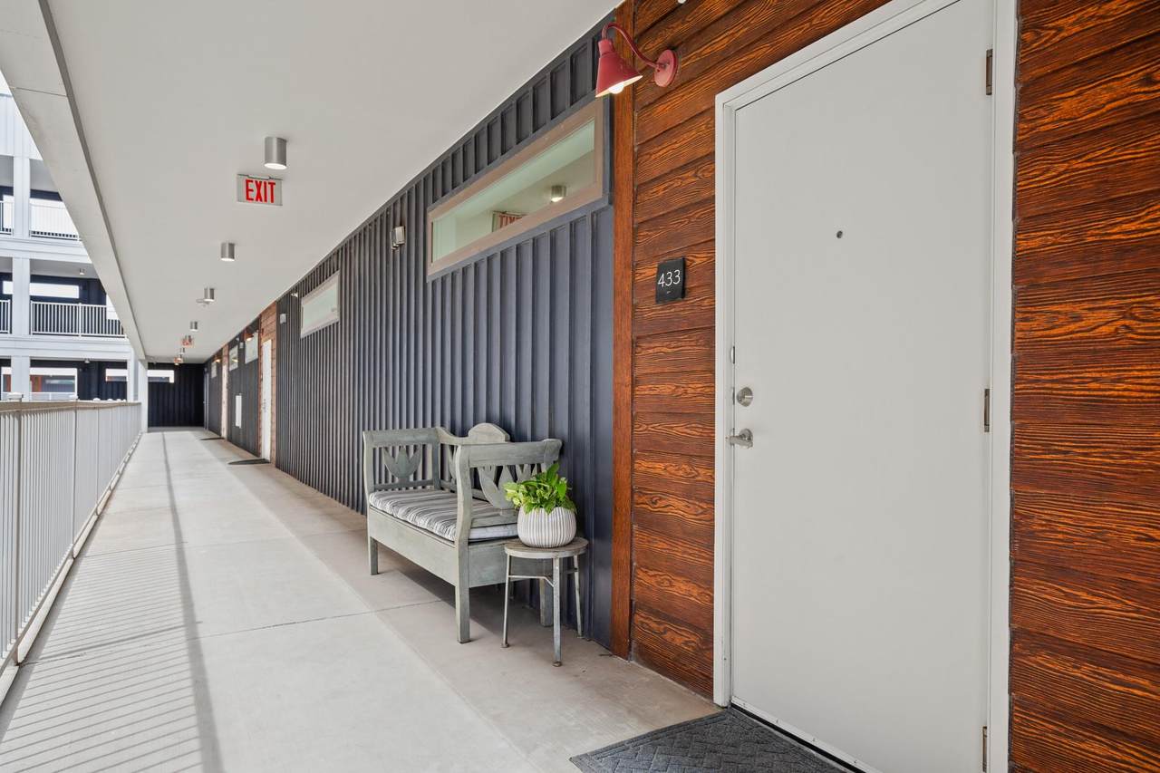 4361 Congress Ave - Photo 1