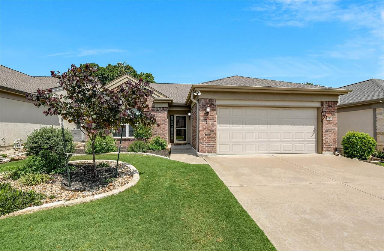 212 Yukon Ter - Photo 1