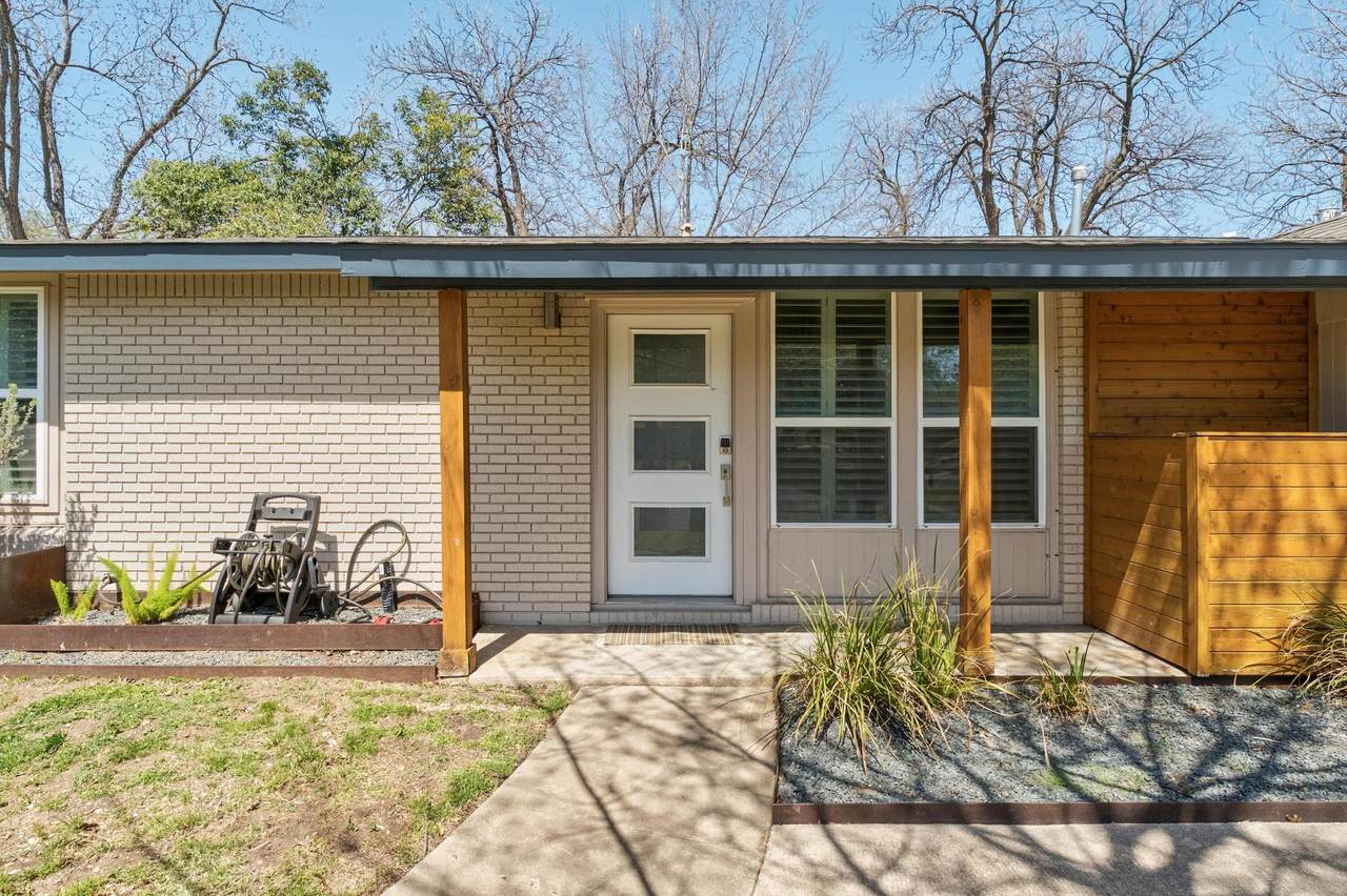 6414 Kenilworth Dr - Photo 1