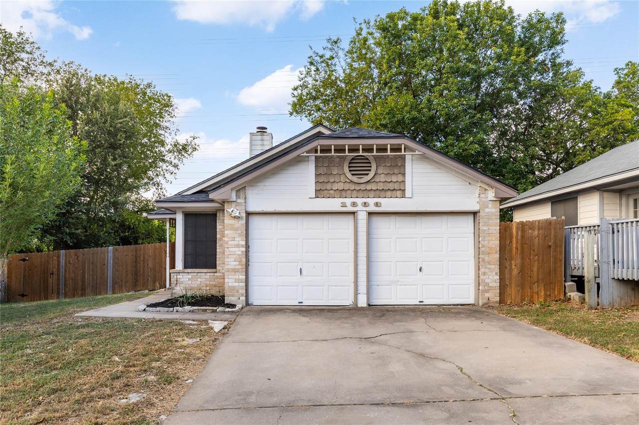 1803 Heatherglen Ln - Photo 1