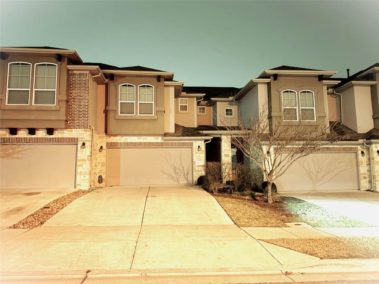 410 Epiphany Ln - Photo 1