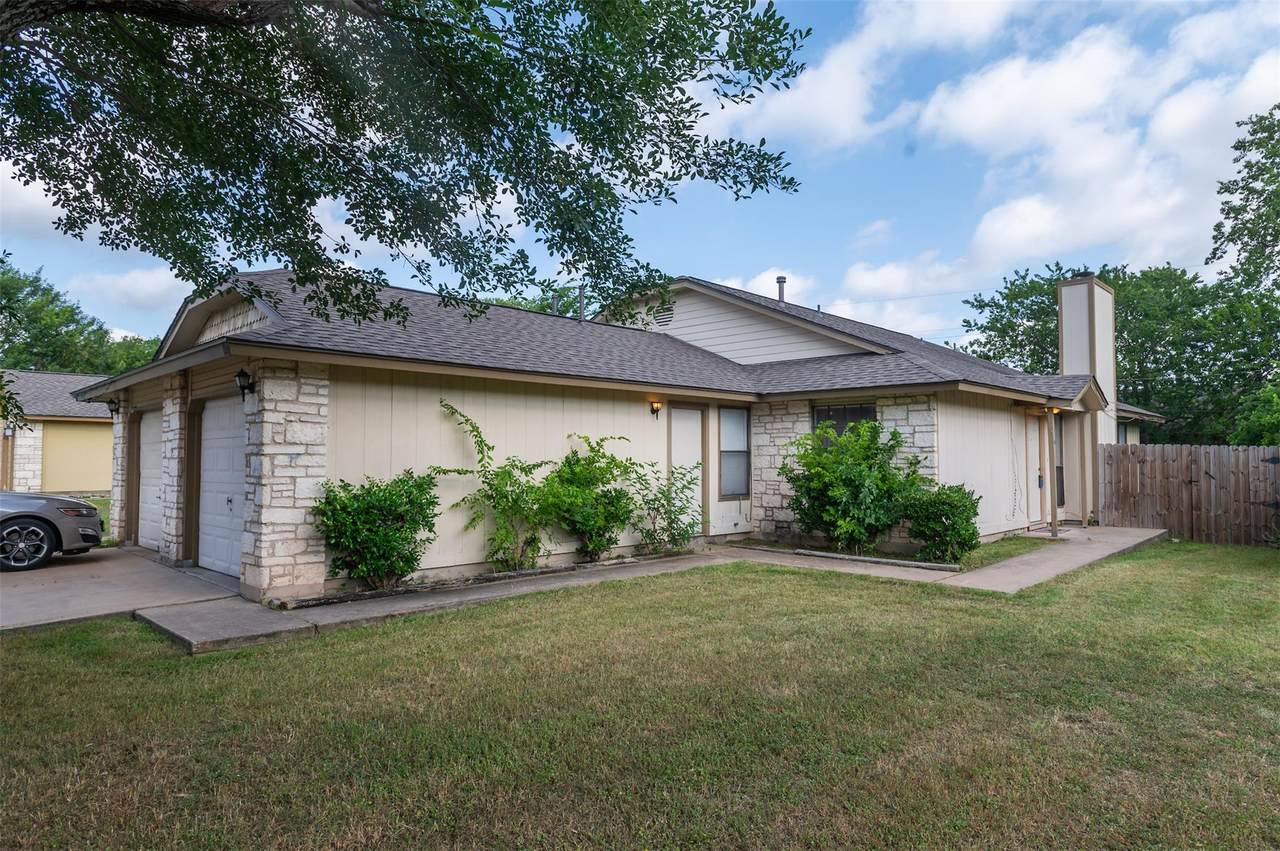 1114 Woodlief Trl - Photo 1