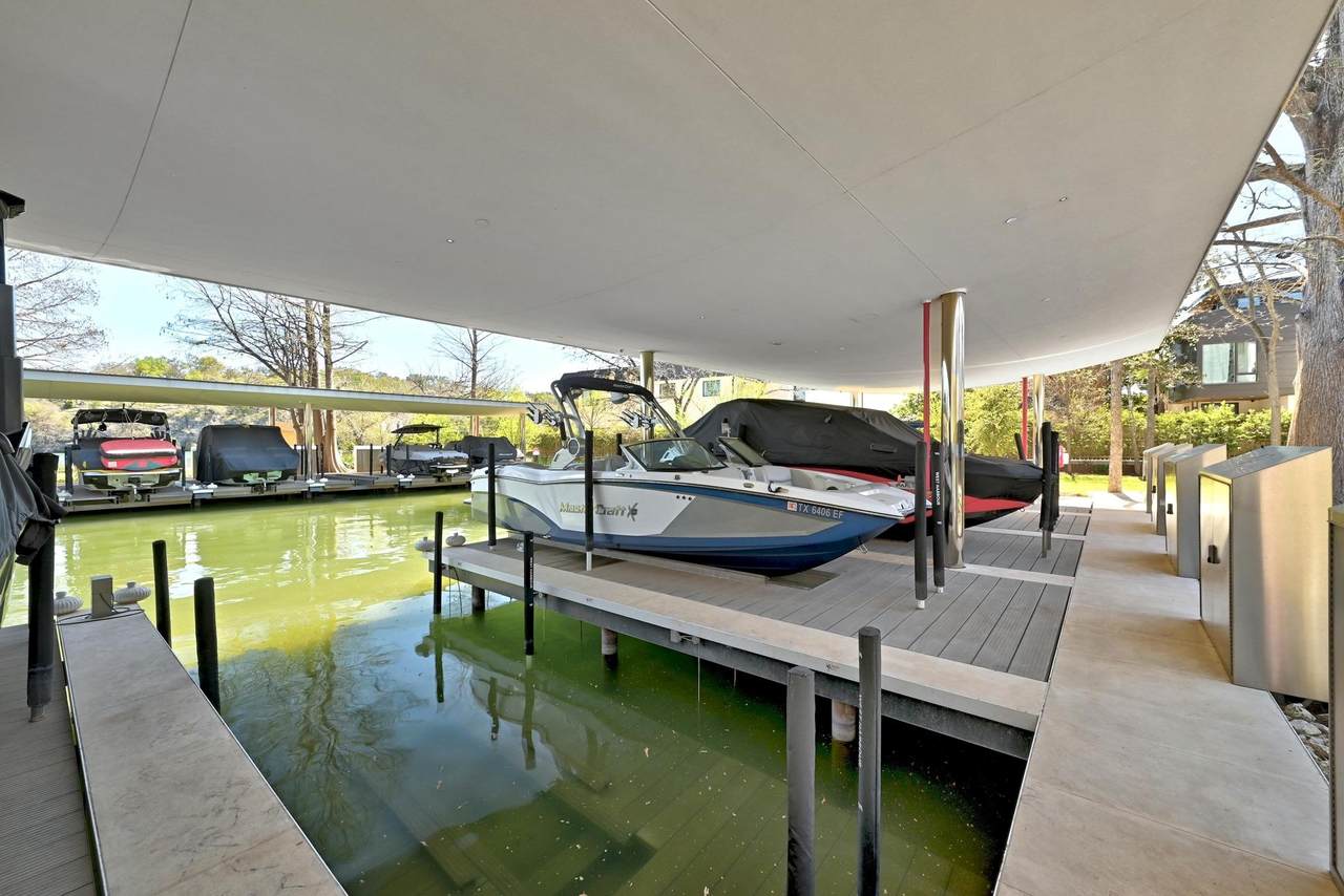 2503 Westlake Dr - Photo 1