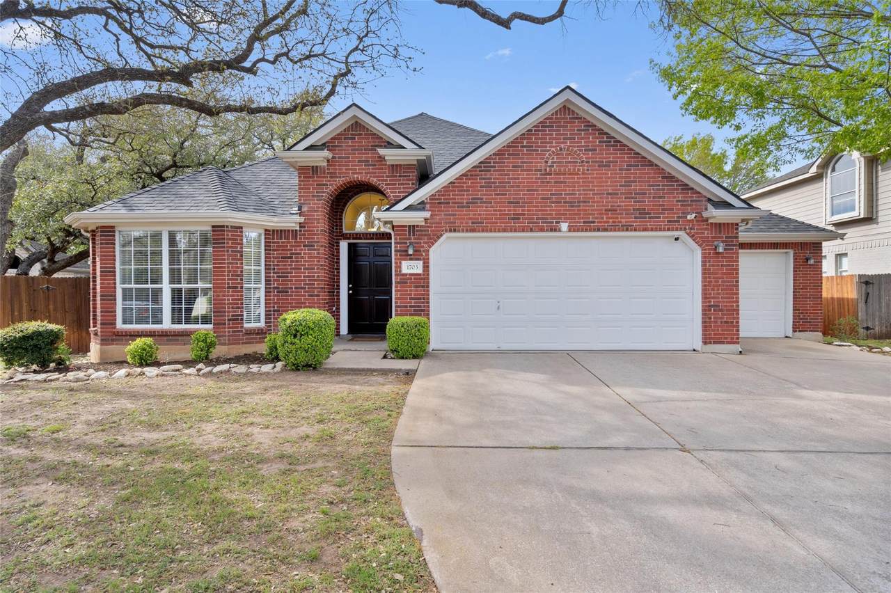 1703 Autumn Fire Dr - Photo 1