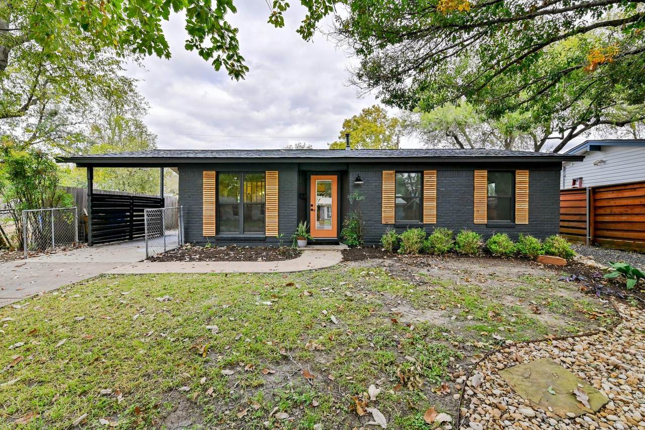 608 Amesbury Ln - Photo 1