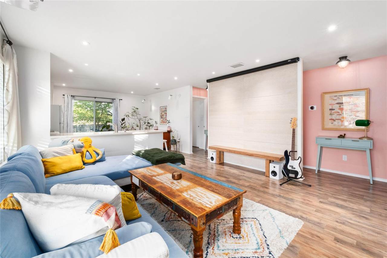 102 Woodley Rd - Photo 1
