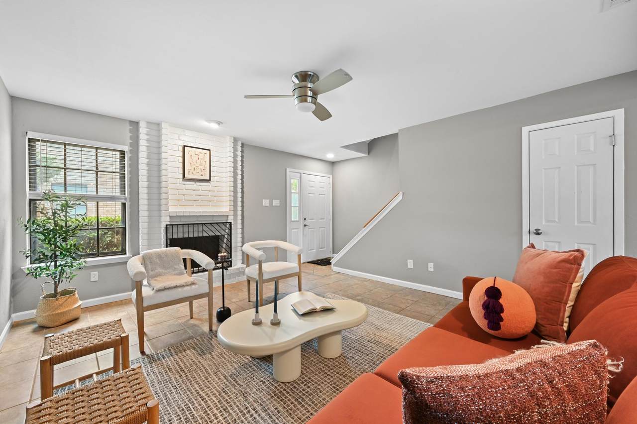 8400 Jamestown Dr - Photo 1
