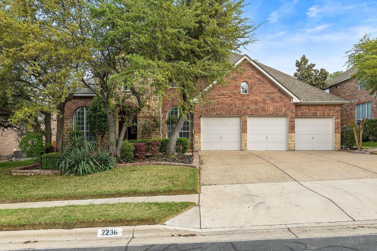 2236 Fernspring Dr - Photo 1