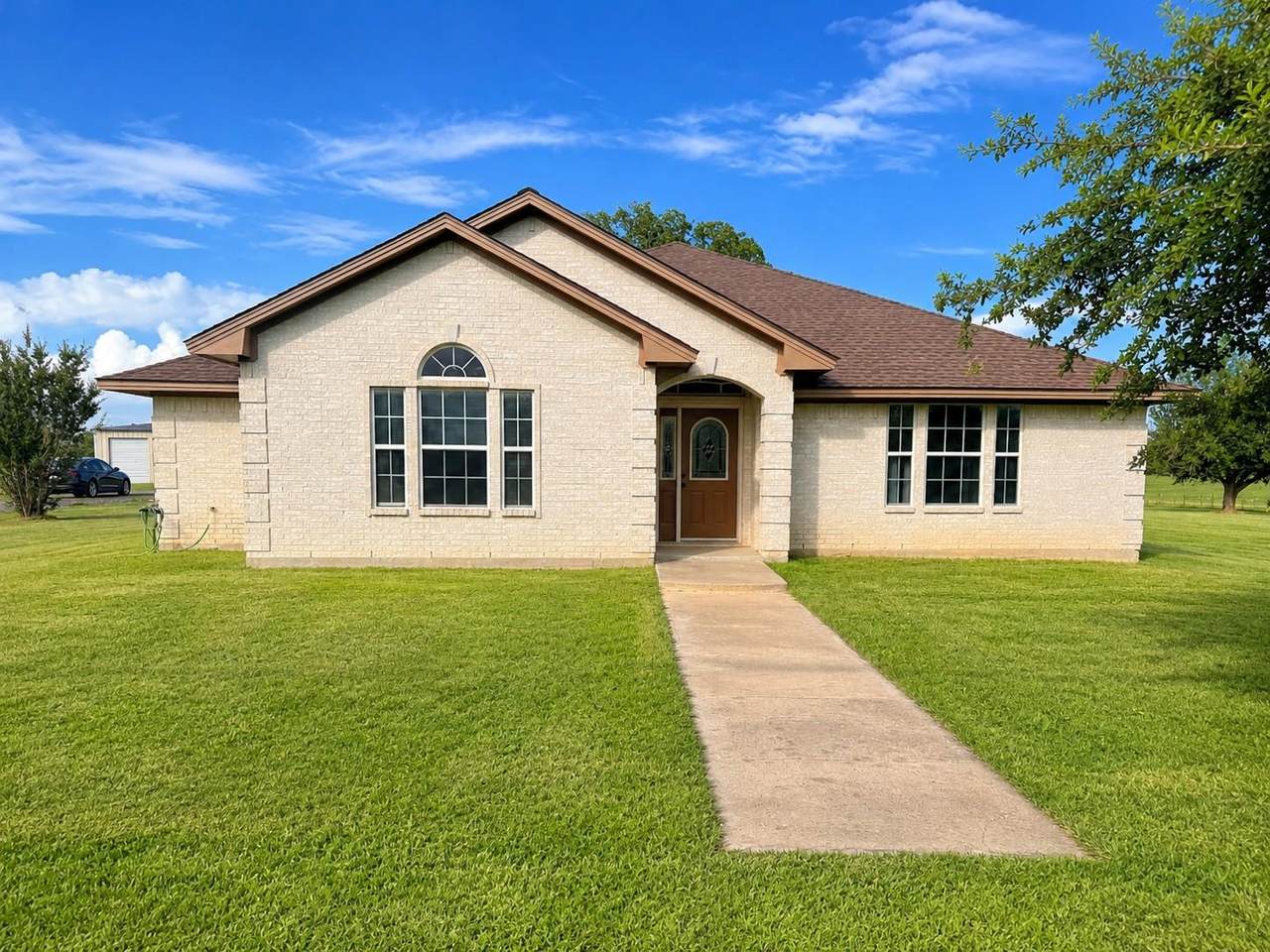 https://bt-photos.global.ssl.fastly.net/austin/1280_boomver_1_7695336-2.jpg