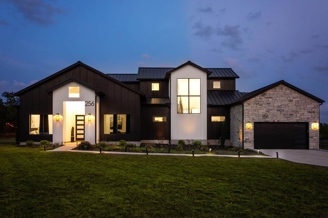 256 Charro Vista Dr - Photo 1