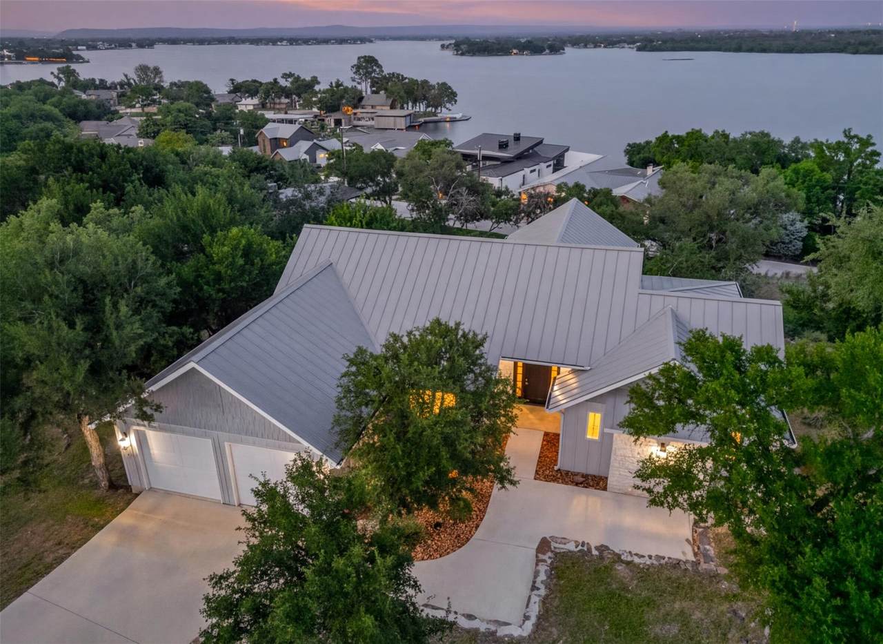 3413 Blue Lake Dr - Photo 1