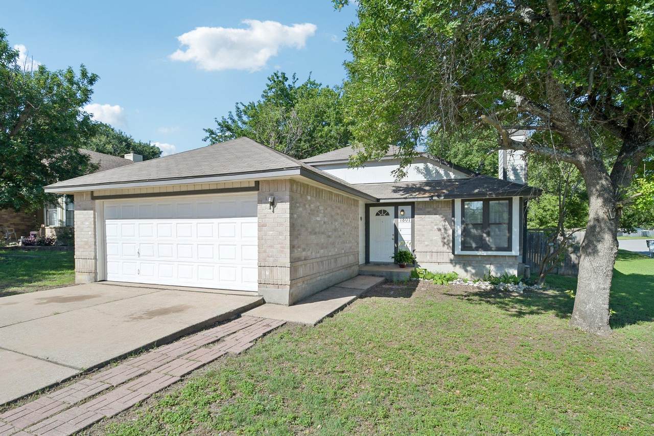 1801 Twisted Oak Dr - Photo 1
