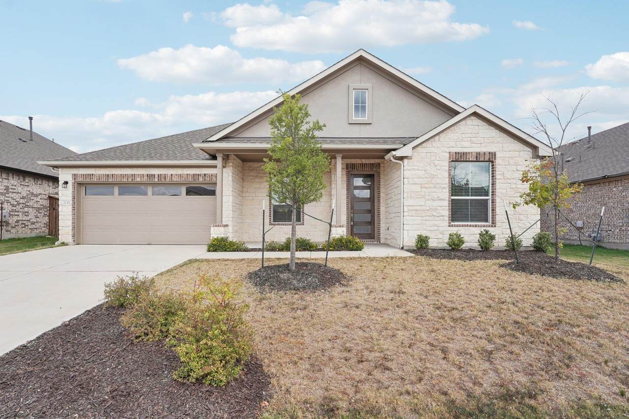 2233 Bravo Pass - Photo 1