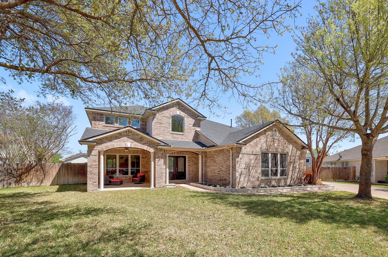 2304 Brittway Ln - Photo 1