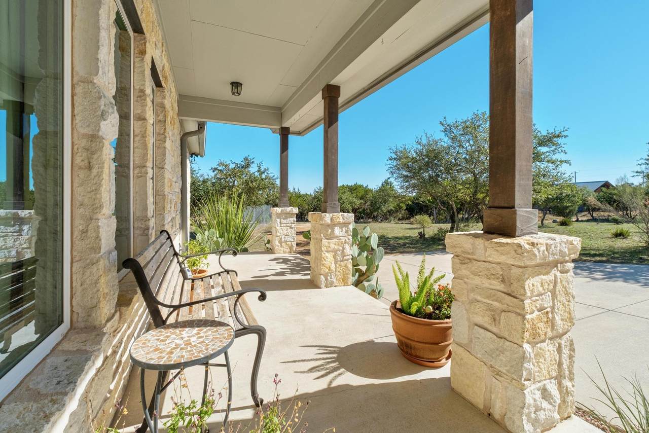 https://bt-photos.global.ssl.fastly.net/austin/1280_boomver_1_7790349-2.jpg