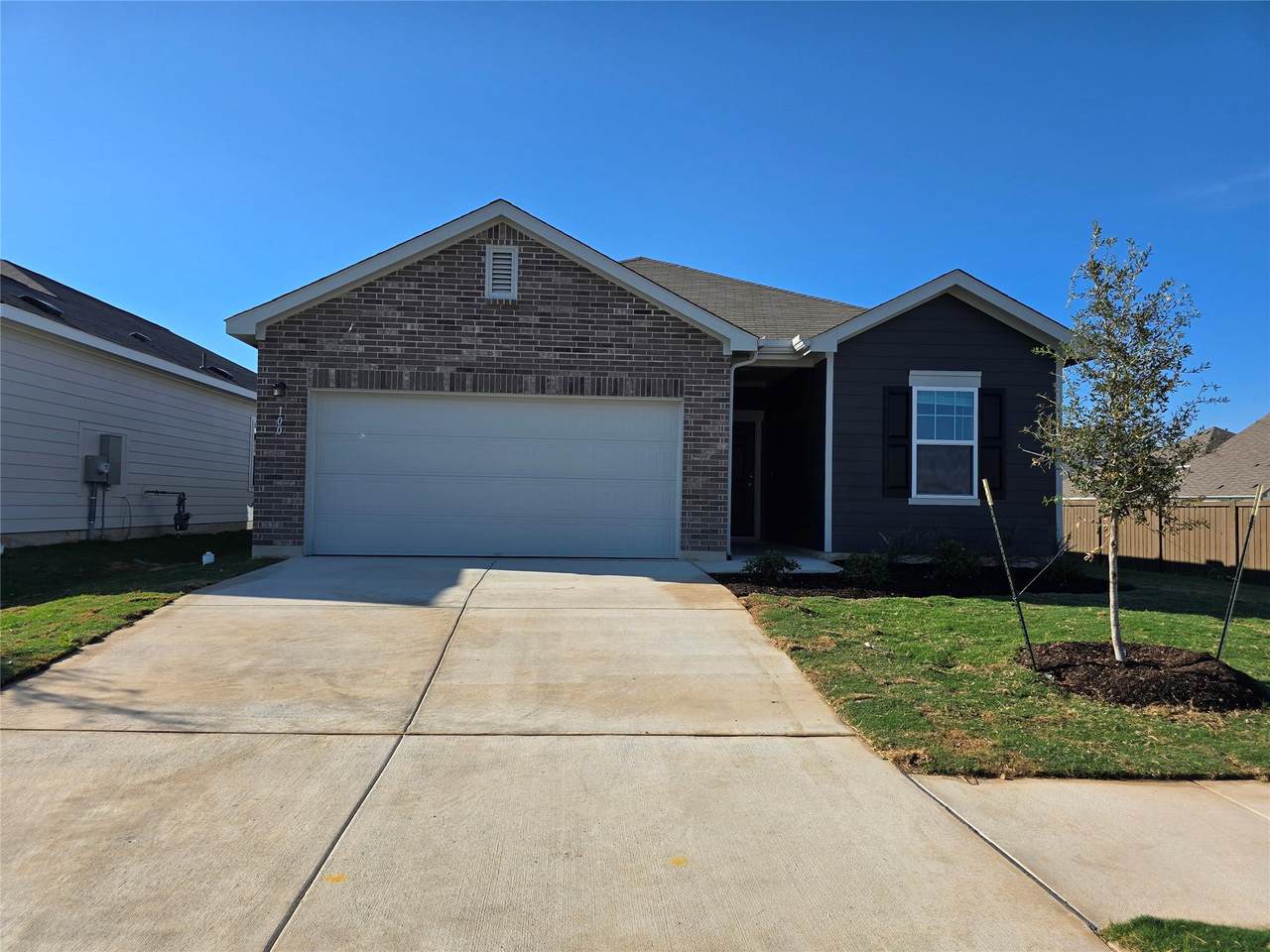 100 Fox Haven Rd - Photo 1