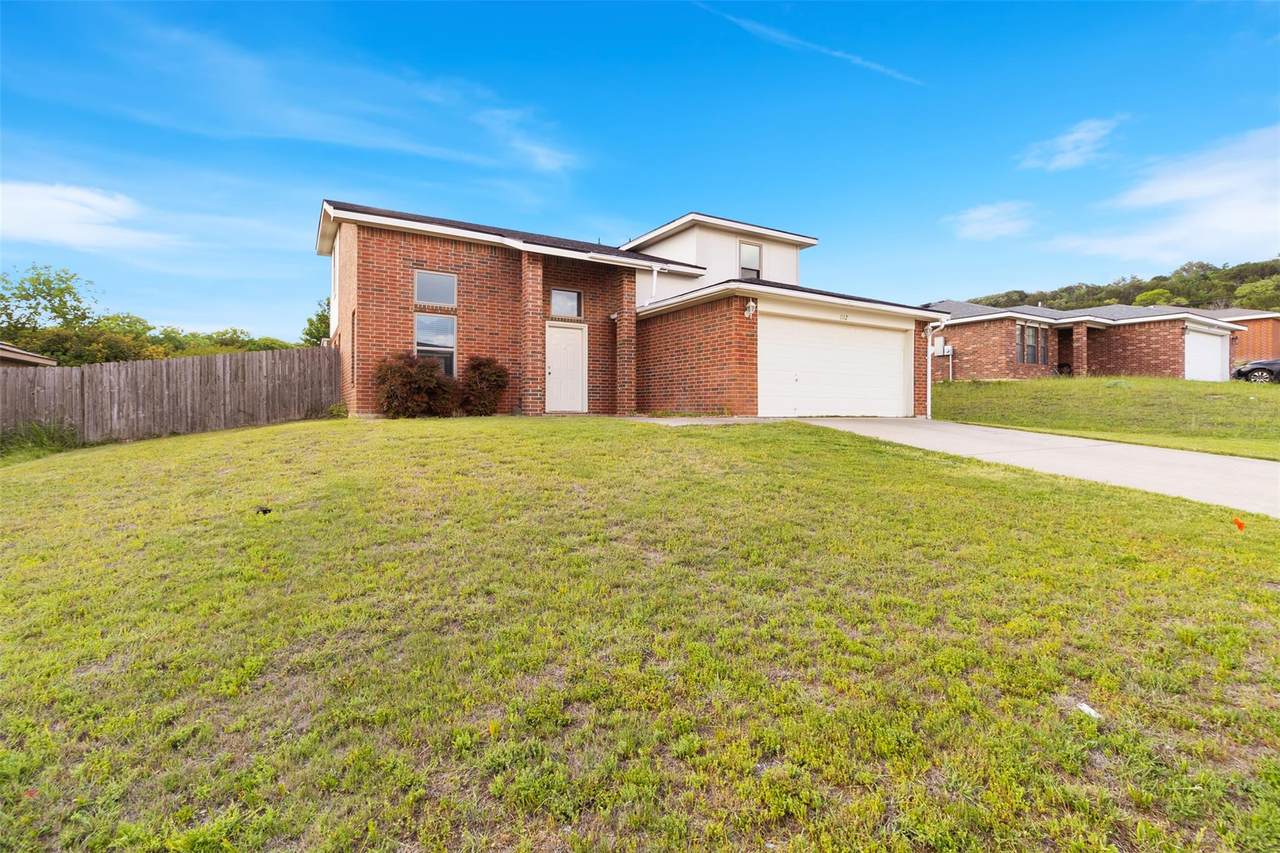 1112 Katelyn Cir - Photo 1
