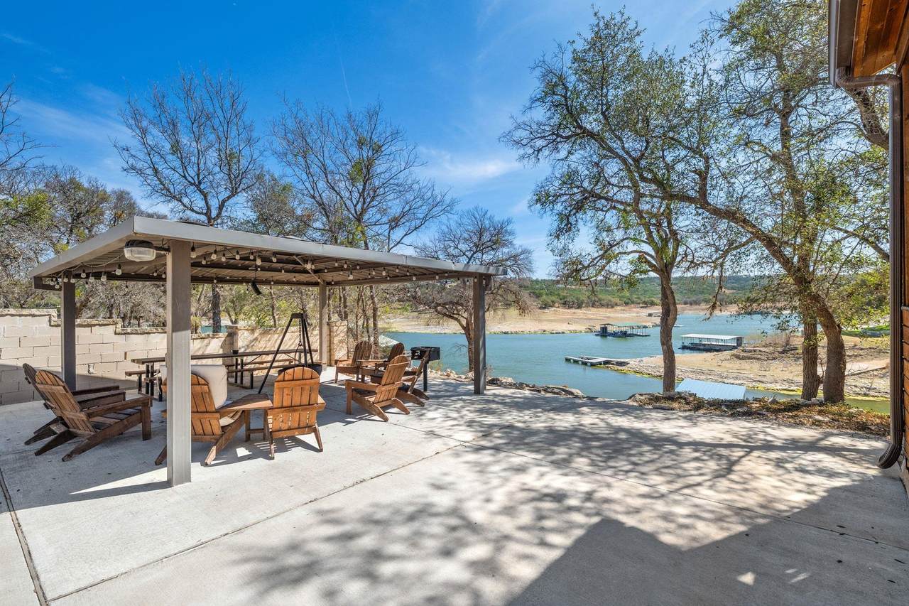 2903 Oak Ridge Dr - Photo 1