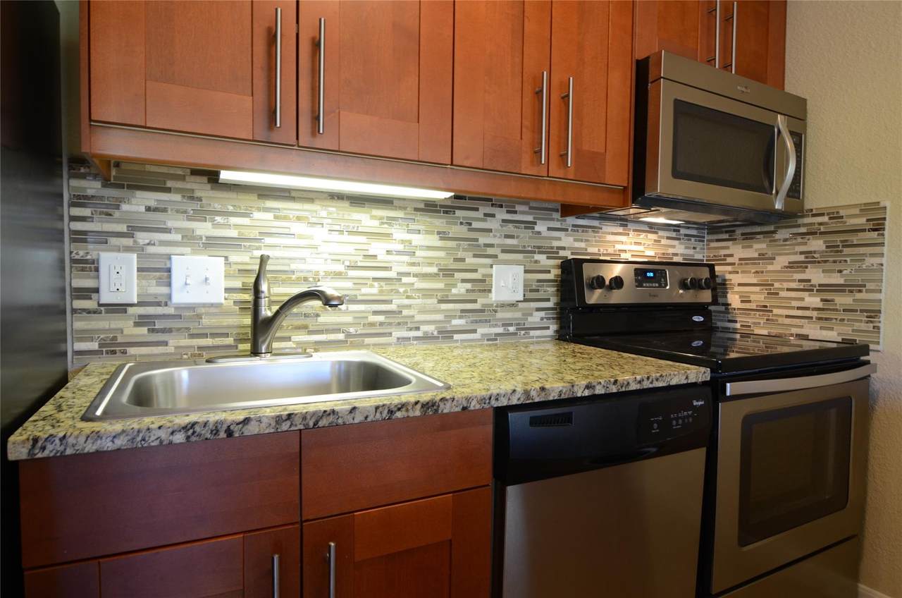 7685 Northcross Dr - Photo 1