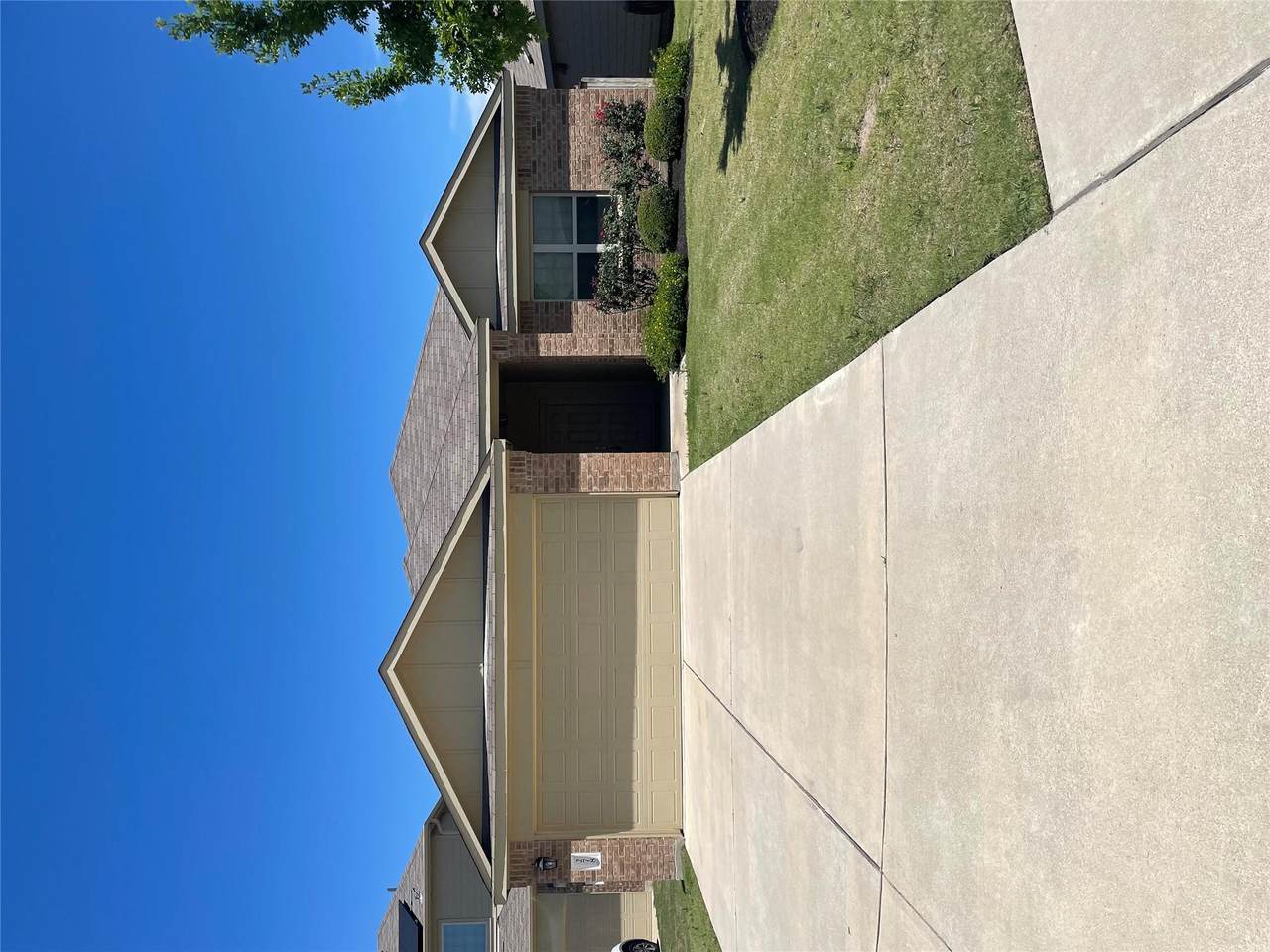 278 Xanadu Dr - Photo 1