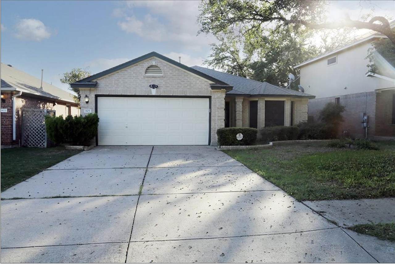 805 Settlement St - Photo 1